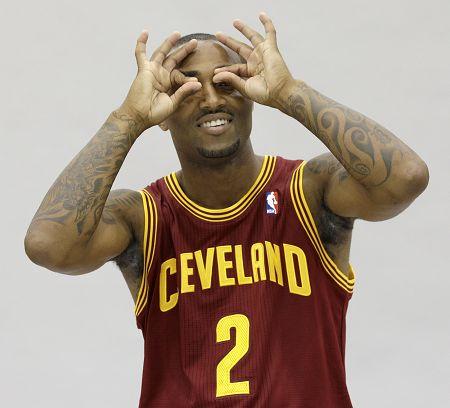 骑士队莫威廉姆斯