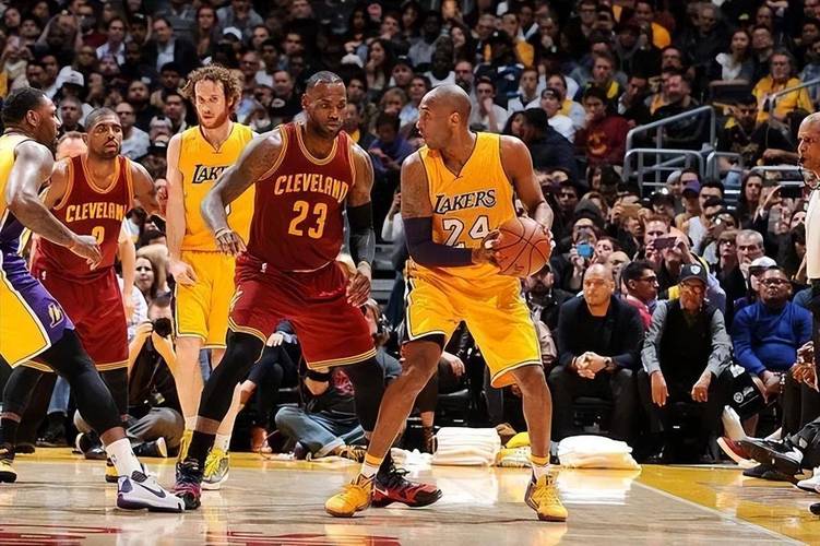 詹姆斯16岁见到乔丹