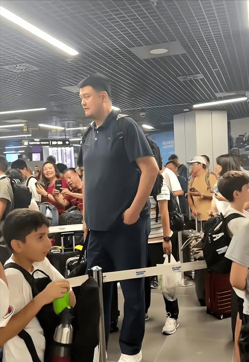 姚明的体重为多少磅