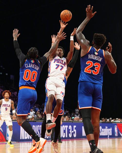 76人vs尼克斯第一节比分