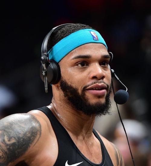 nba黄蜂队老板是谁