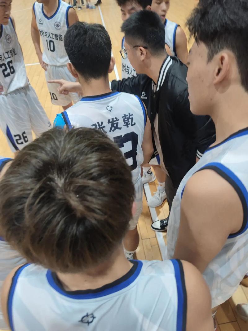 重庆文理学院篮球队队员简历