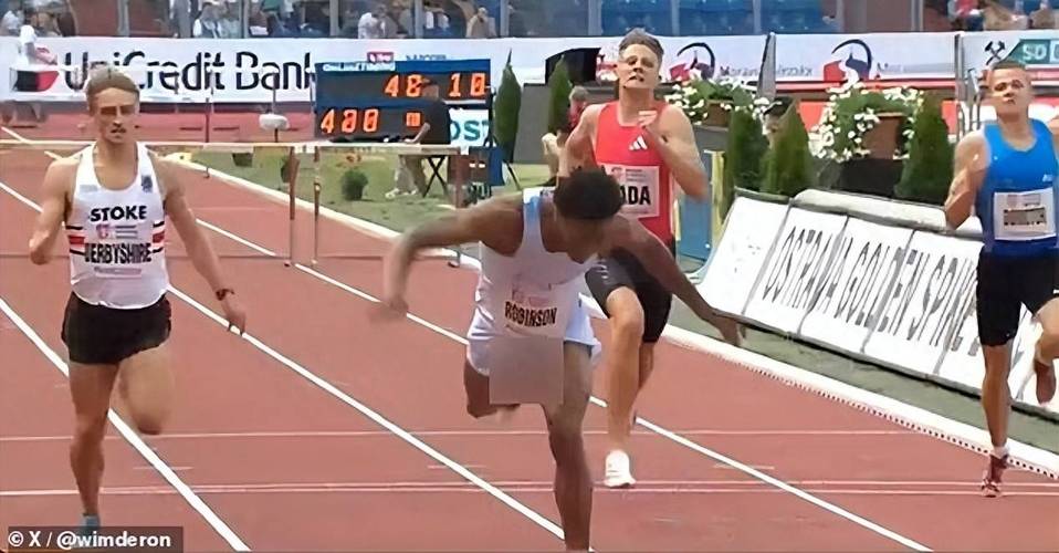 跨栏比赛拦倒了