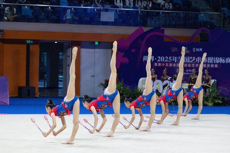 团体艺术体操全能包括哪几项