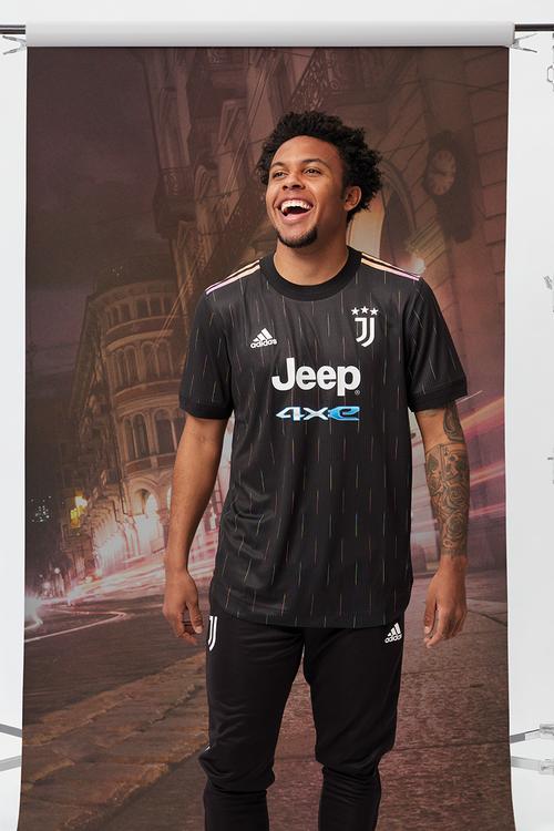 尤文2021-2022赛季球衣