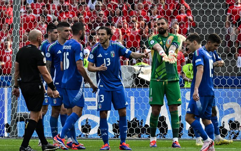 意大利跟瑞士哪个球队厉害