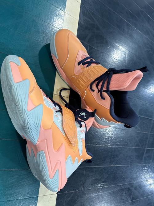 300元以内颜值高的篮球鞋