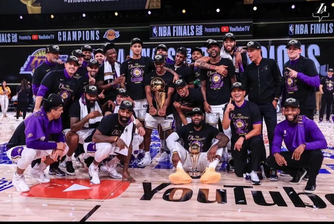 发亲朋友圈湖人总冠军视屏