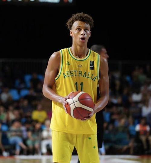 戴比尔斯是哪个国家的球员