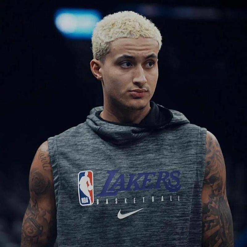 湖人队老板珍妮库兹马是谁