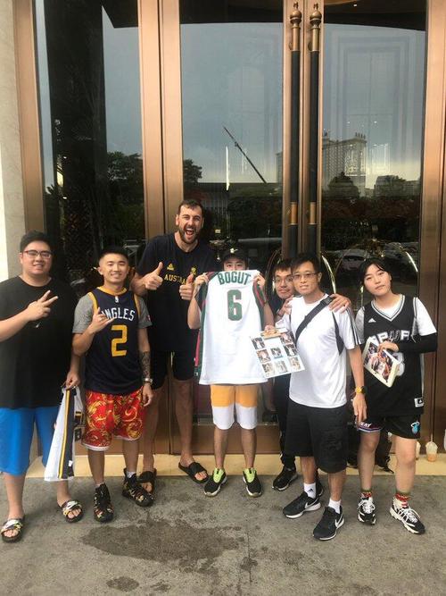 博古特穿几号球衣