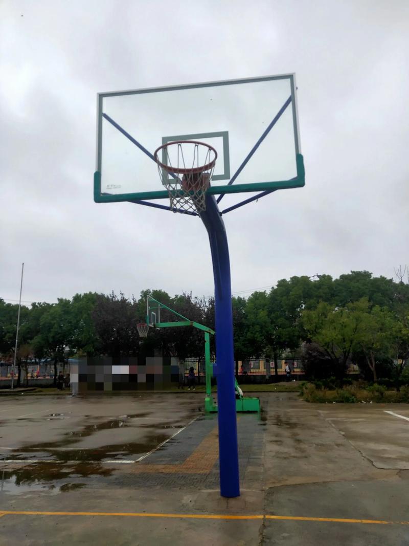 篮球架高多少米?