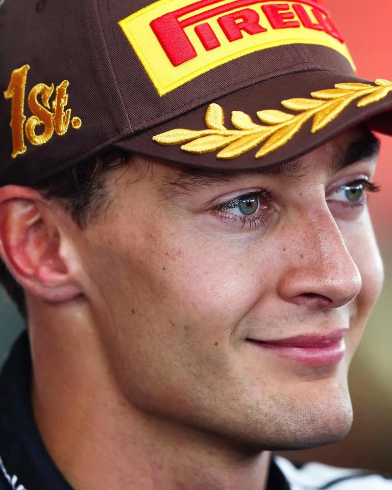 拉塞尔多少岁退役